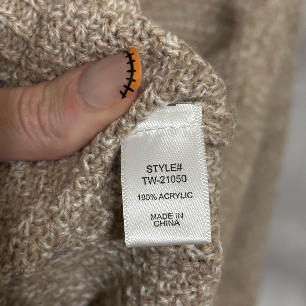 Zenana Outfitters Women's Beige Crew Neck Sweater - Picture 4 of 4